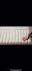 Tapis crème à motifs minimaliste en relief
